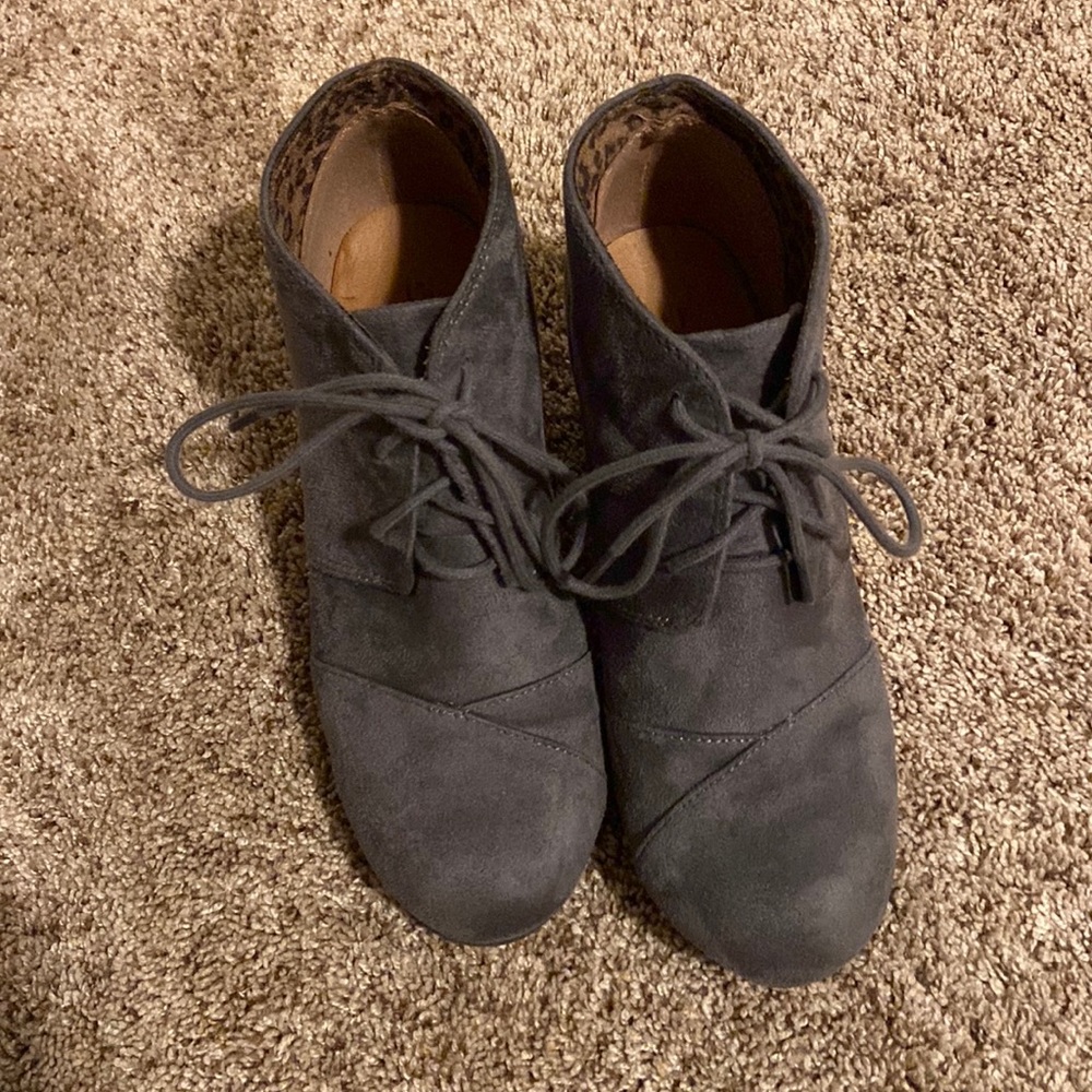 Grey lace up booties. 2.5” heal
